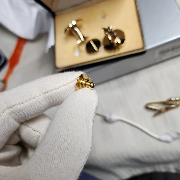 🌟🤩HOST PICK ⭐️🌟 WEDGWOOD set of CUFFLINKS and tie brooch pin - Picture 8 of 14